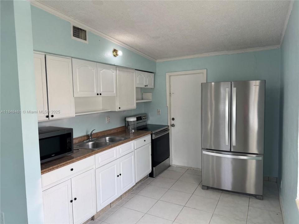 2130 Rutland St, Opa-Locka, Florida 33054, Estados Unidos
