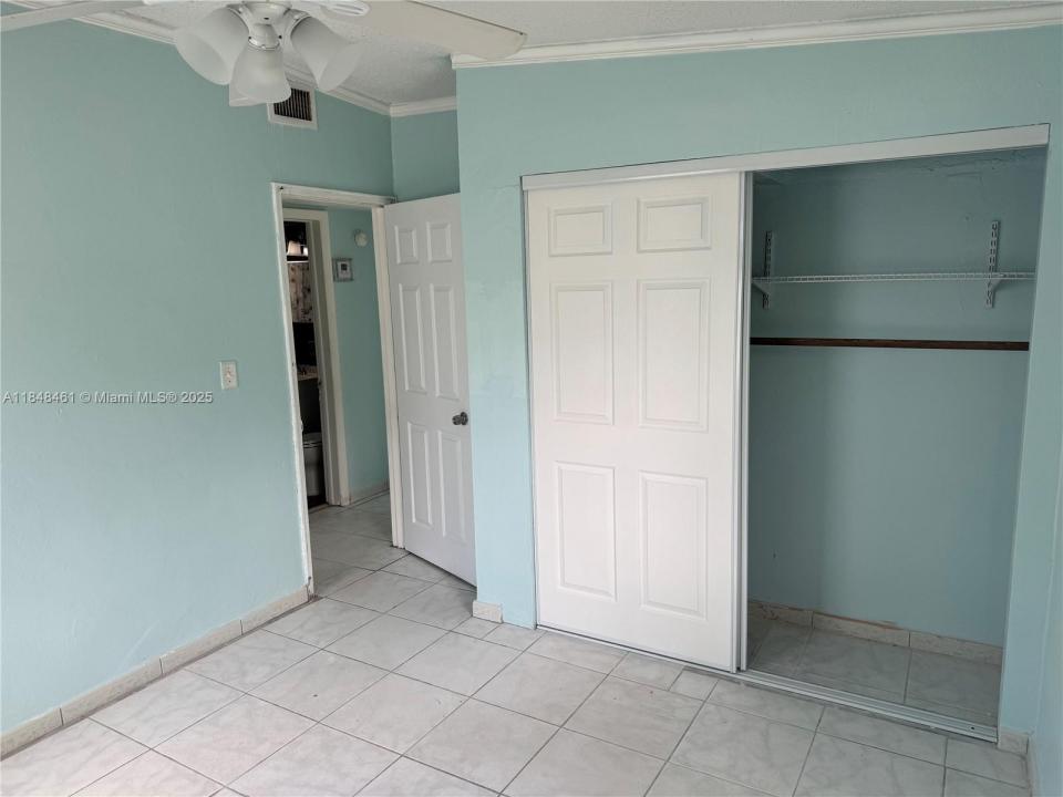 2130 Rutland St, Opa-Locka, Florida 33054, Estados Unidos