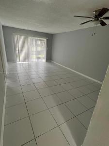 7925 S Colony Cir S 108, Tamarac, Florida 33321, USA