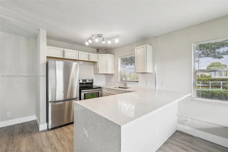 77 Westbury D 77, Deerfield Beach, Florida 33442, USA