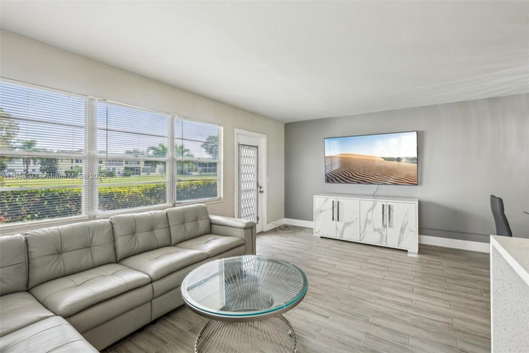77 Westbury D 77, Deerfield Beach, פלורידה 33442, ארצות הברית של אמריקה