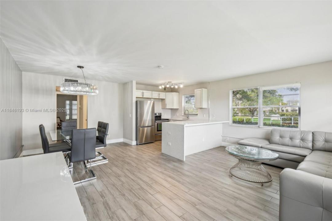 77 Westbury D 77, Deerfield Beach, פלורידה 33442, ארצות הברית של אמריקה