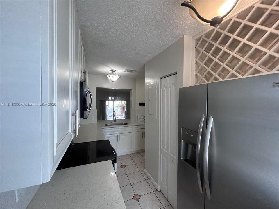 8260 NW 10th St 7, Miami, Floride 33126, États-Unis