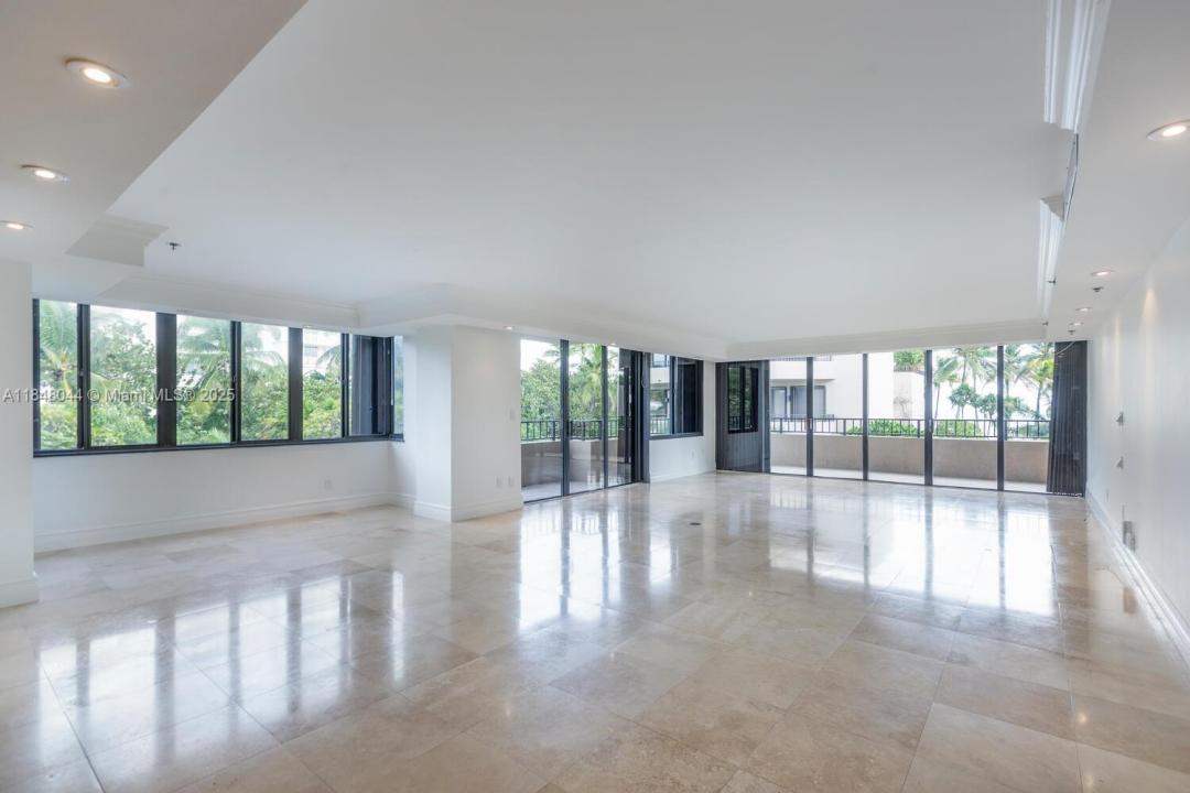 251 Crandon Blvd 243, Key Biscayne, Florida 33149, USA