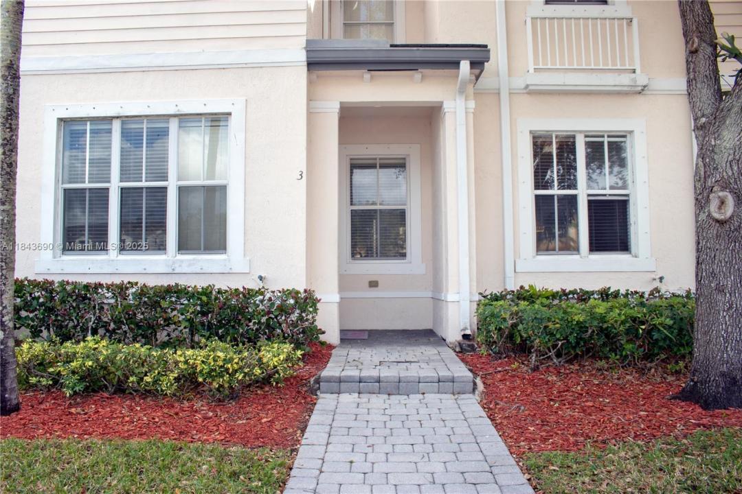 153 SE 28th Pl 3, Homestead, 佛罗里达州 33033, 美国