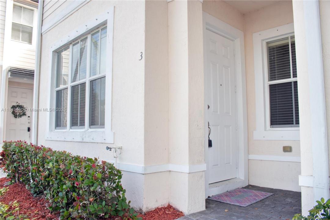 153 SE 28th Pl 3, Homestead, 佛罗里达州 33033, 美国