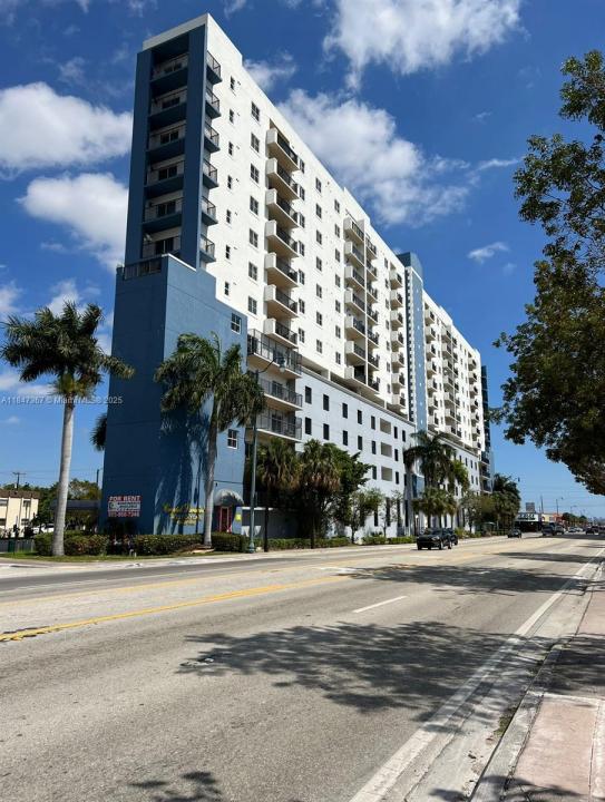 6355 SW 8th St 3-E, Miami, Florida 33144, HOA KỲ