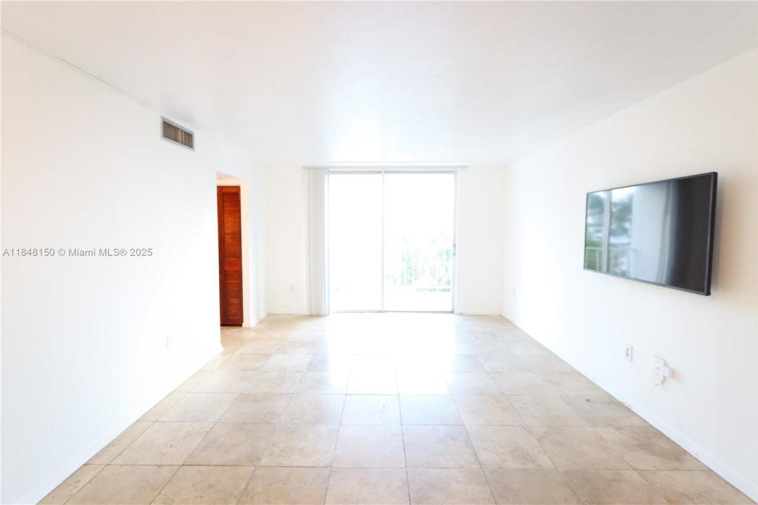 6900 Bay Dr 3I, Miami Beach, Florida 33141, Stati Uniti