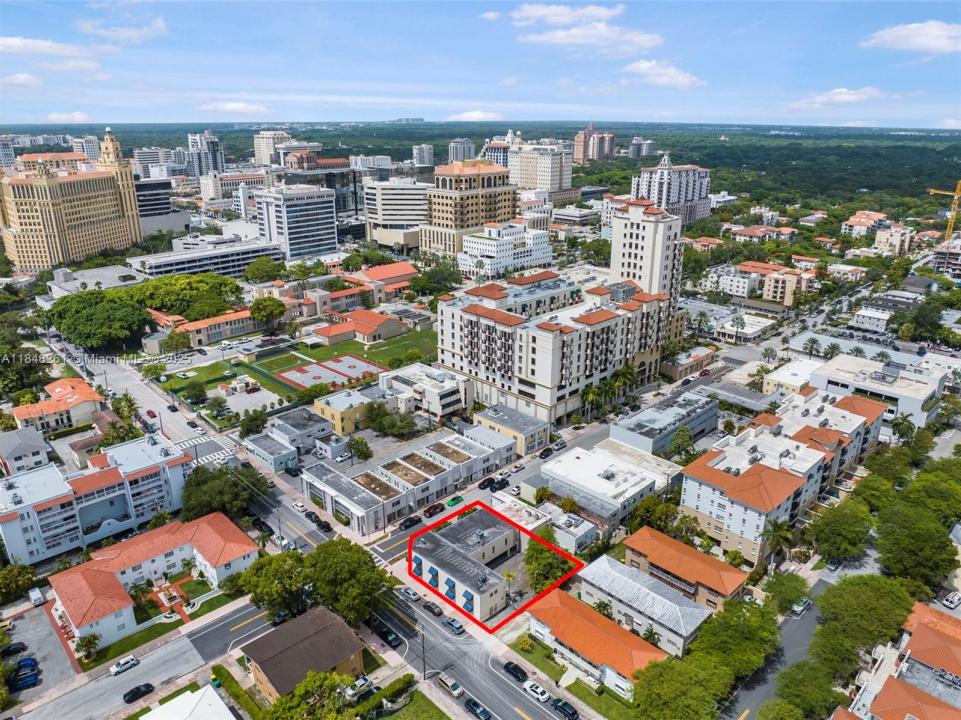 101 Madeira Ave, Coral Gables, Florida 33134