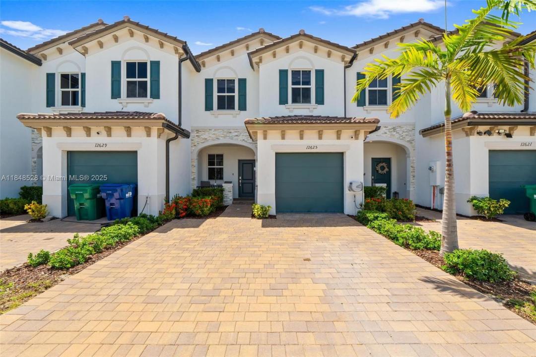 12625 NW 23rd Pl, Miami, 佛罗里达州 33167, 美国