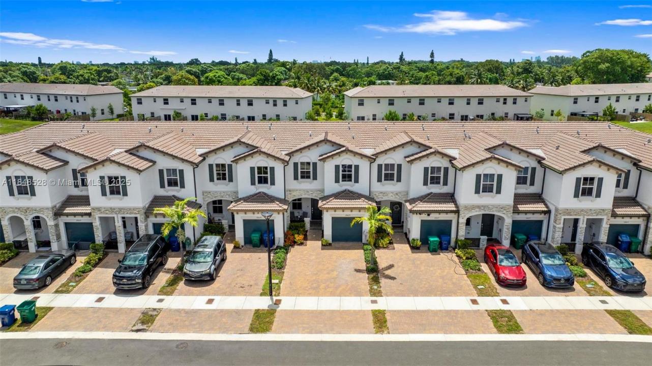 12625 NW 23rd Pl, Miami, 佛罗里达州 33167, 美国