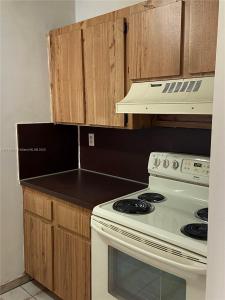 440 E 23rd St 1416, Hialeah, Florida 33013, USA