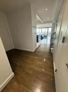 13810 Franklin Avenue, New York, New York 11355, USA