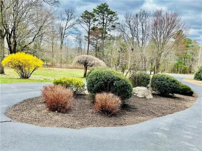 716 Victory Highway, West Greenwich, RI 02817, USA