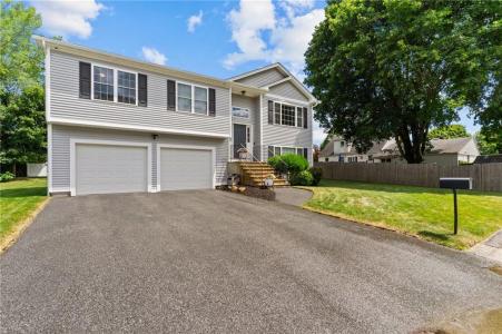 5 Pezzi Street, Johnston, Rhode Island 02919, Stati Uniti