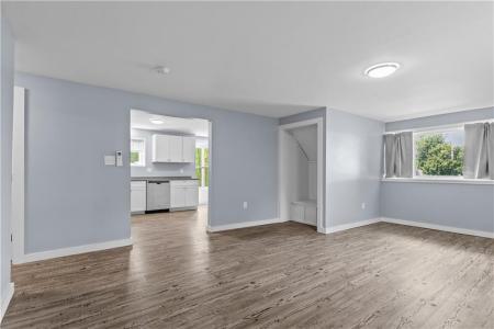 132 Maple Avenue, Middletown, ロードアイランド 02842, アメリカ合衆国