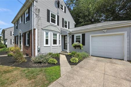 21 Don Avenue, East Providence, Rhode Island 02916, Estados Unidos