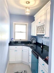 20 North Street, Warwick, Rhode Island 02886