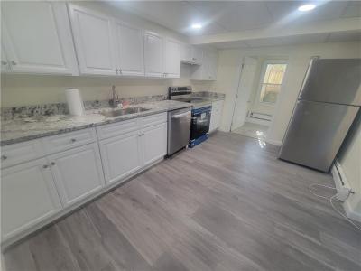 8 Dewey Avenue, North Providence, 罗得岛 02911, 美国