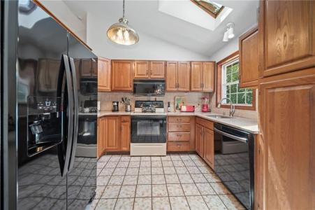 25 Blueberry Lane, Charlestown, Rhode Island 02813