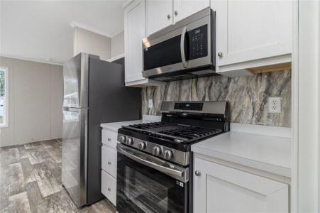 27 Foxtrot Drive, Charlestown, RI 02813, USA
