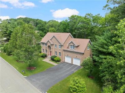 4 Morning Star Court, Lincoln, Rhode Island 02865