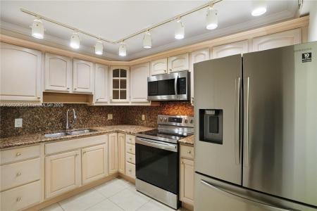 3800 S Ocean Dr 414, Hollywood, Florida 33019, USA