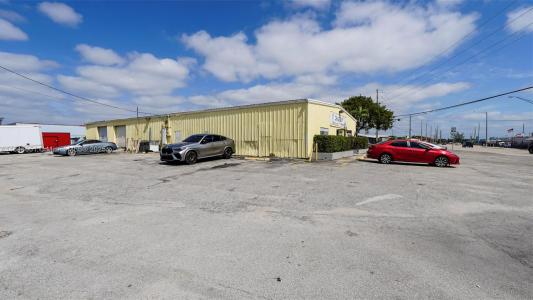 4201 N Dixie Hwy, Oakland Park, Florida 33334, USA