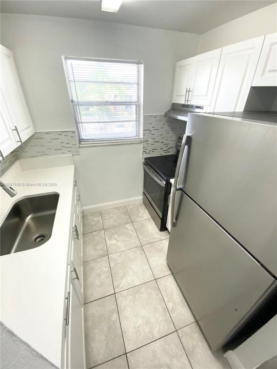 400 NE 1st St 209, Hallandale Beach, فلوريدا 33009, الولايات المتحدة