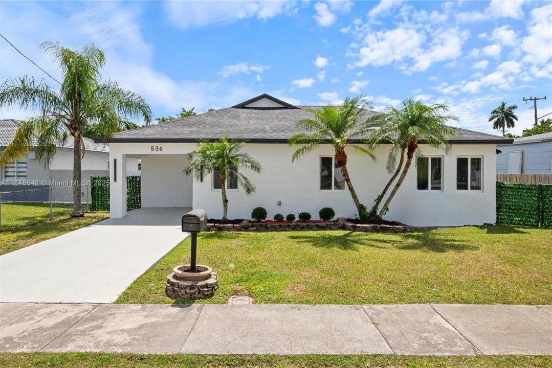 536 NW 7th St, Homestead, פלורידה 33030, ארצות הברית של אמריקה 