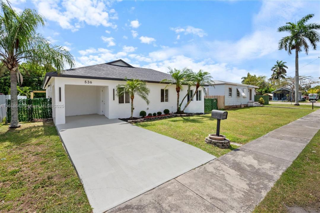 536 NW 7th St, Homestead, פלורידה 33030, ארצות הברית של אמריקה 