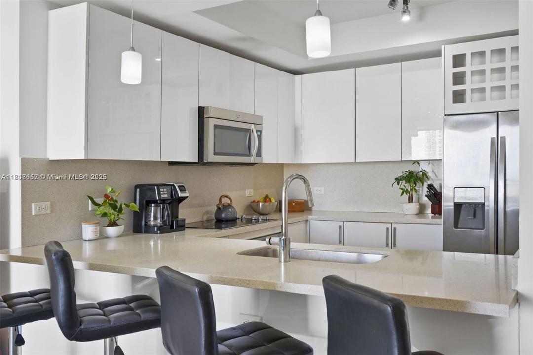 999 SW 1st Ave 2717, Miami, 佛罗里达州 33130, 美国