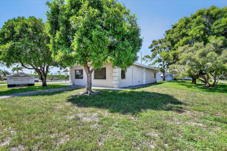 3865 10th Avenue N, Palm Springs, Florida 33461
