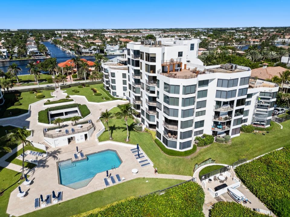 2565 S Ocean Boulevard 110 N, TOWNHOUSES OF HIGHLAND BEACH, Highland Beach, Florida 33487