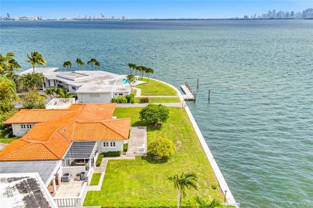 7500 W Treasure Dr, North Bay Village, Floride 33141, États-Unis