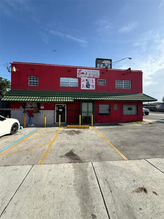 2152 NW 27th Ave, Miami, Florida 33142