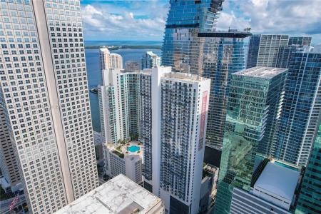 340 SE 3rd St 1410, Miami, Florida 33131, USA