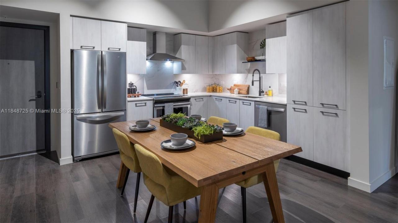 6970 SW 40th St 423, Miami, Florida 33155, HOA KỲ