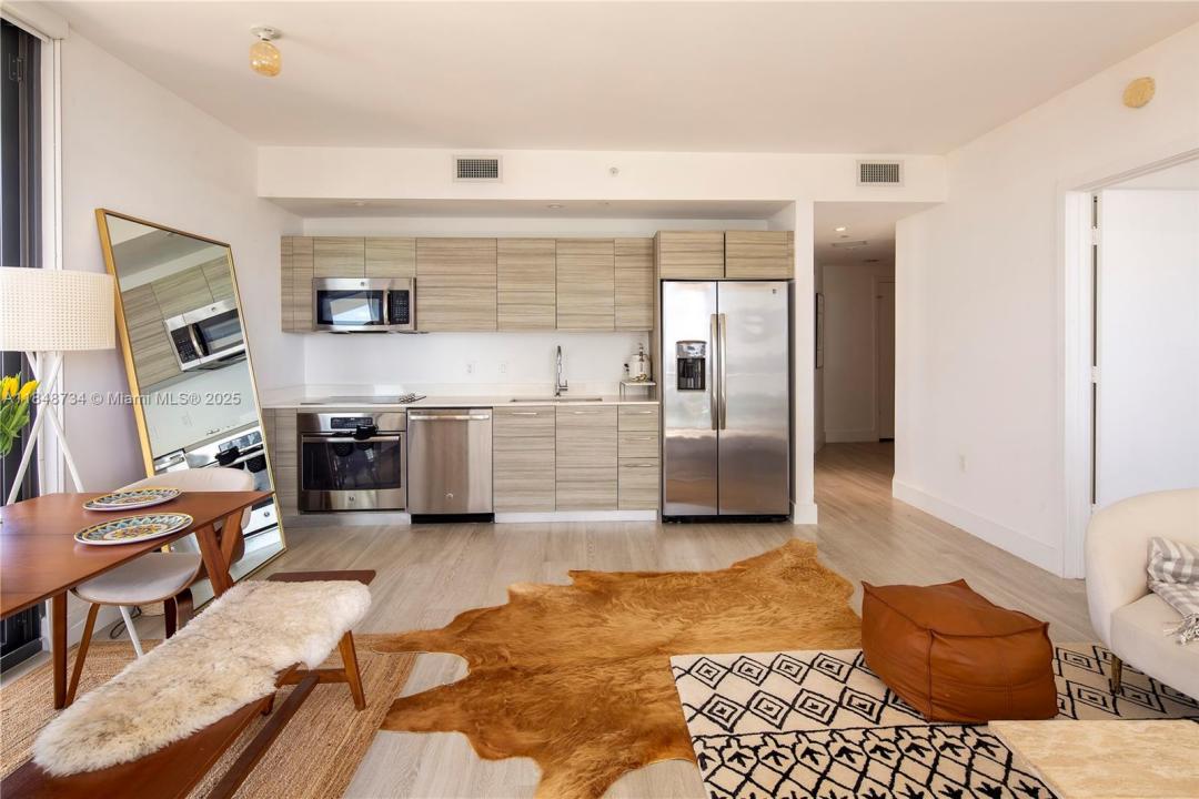 121 NE 34th St 2701, Miami, Florida 33137