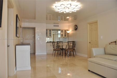 3701 N Country Club Dr 204, Aventura, Florida 33180, USA