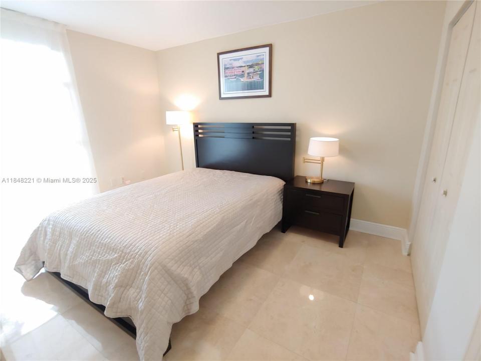 3701 N Country Club Dr 204, Aventura, 佛羅里達州 33180, 美國