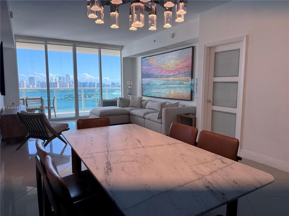 3330 NE 190th St 1815, Aventura, Флорида 33180, Соединенные Штаты