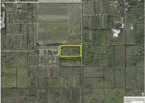 SW 212th Ave, Unincorporated Dade County, Florida 33034