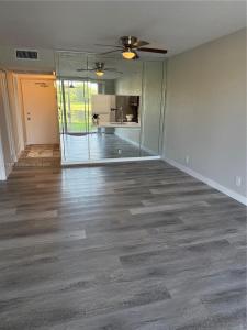 9450 Poinciana Pl 108, Davie, Florida 33324, USA