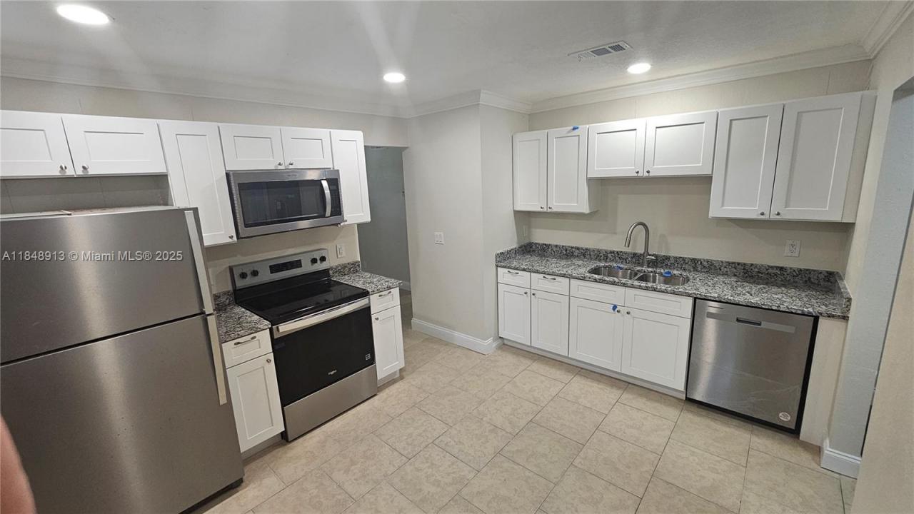 556 Lambright Rd, Daytona, Florida 32119, Amerika Birleşik Devletleri