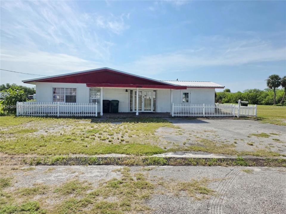 8840 W State Road 78, Okeechobee, Florida 34974