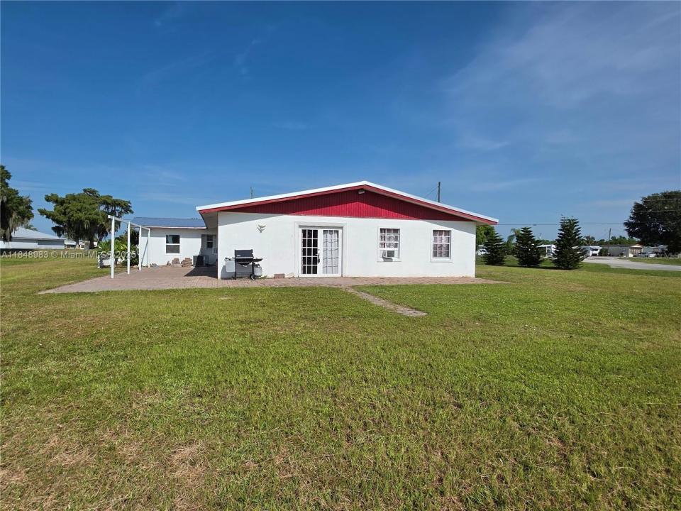 8840 W State Road 78, Okeechobee, Florida 34974