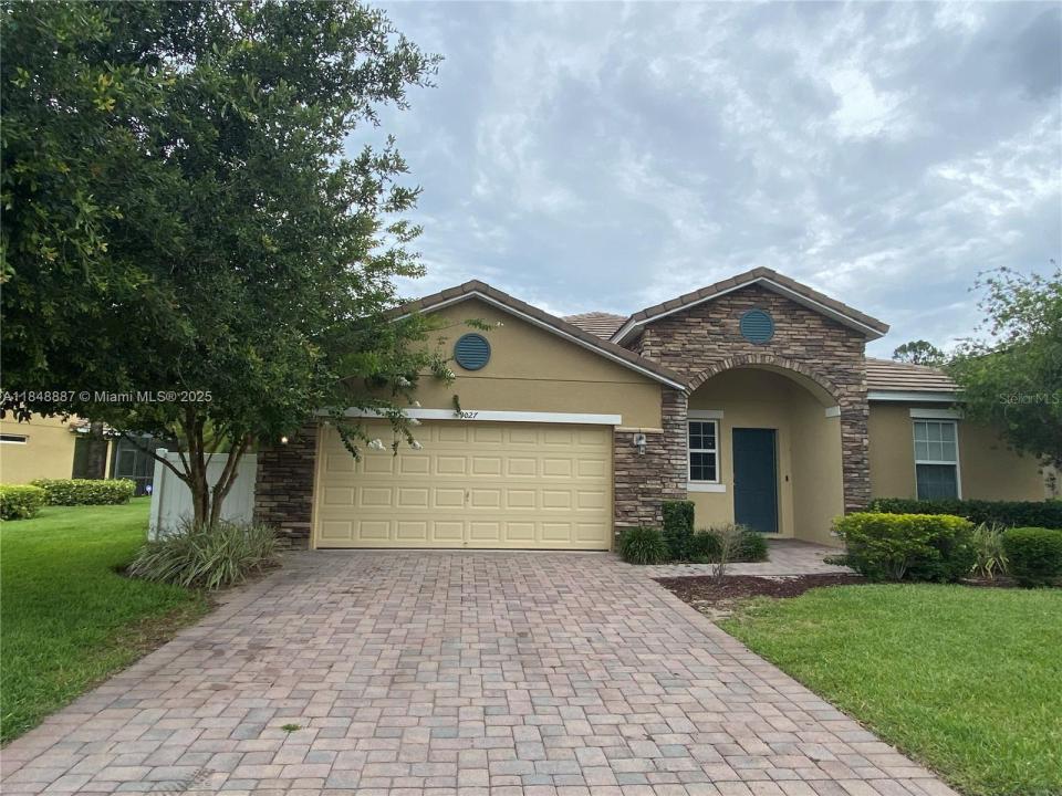 9027 Polos Pl, Kissimmee, פלורידה 34747, ארצות הברית של אמריקה 