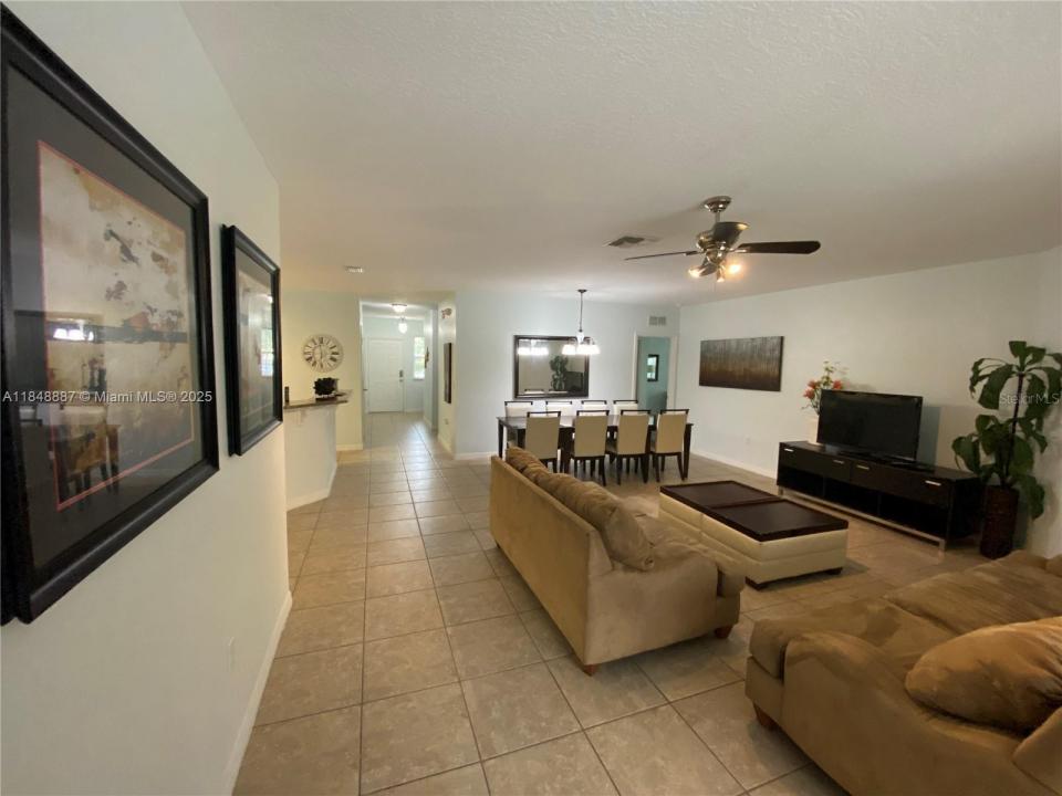 9027 Polos Pl, Kissimmee, פלורידה 34747, ארצות הברית של אמריקה 