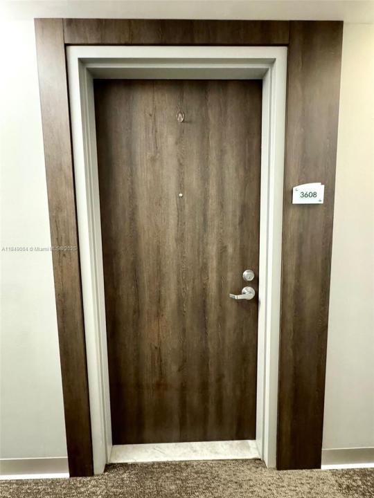 92 SW 3rd St 3608, Miami, Флорида 33130, Соединенные Штаты